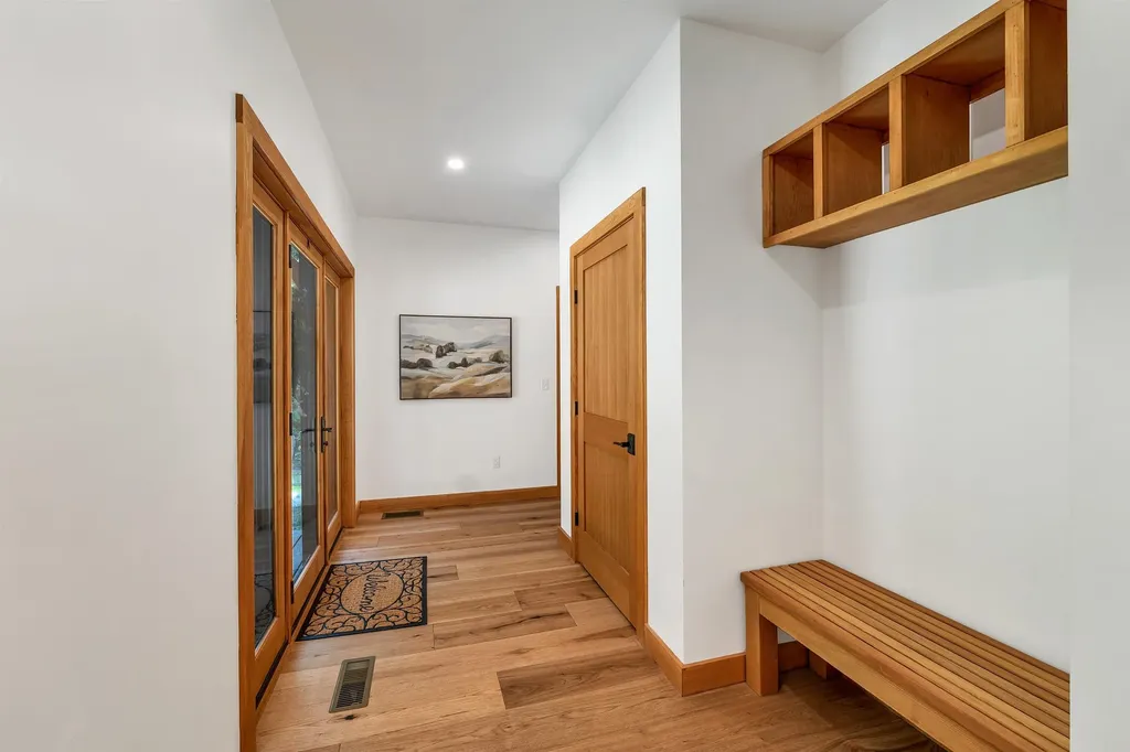 31 Cave Mountain Road Bartlett NH 03812