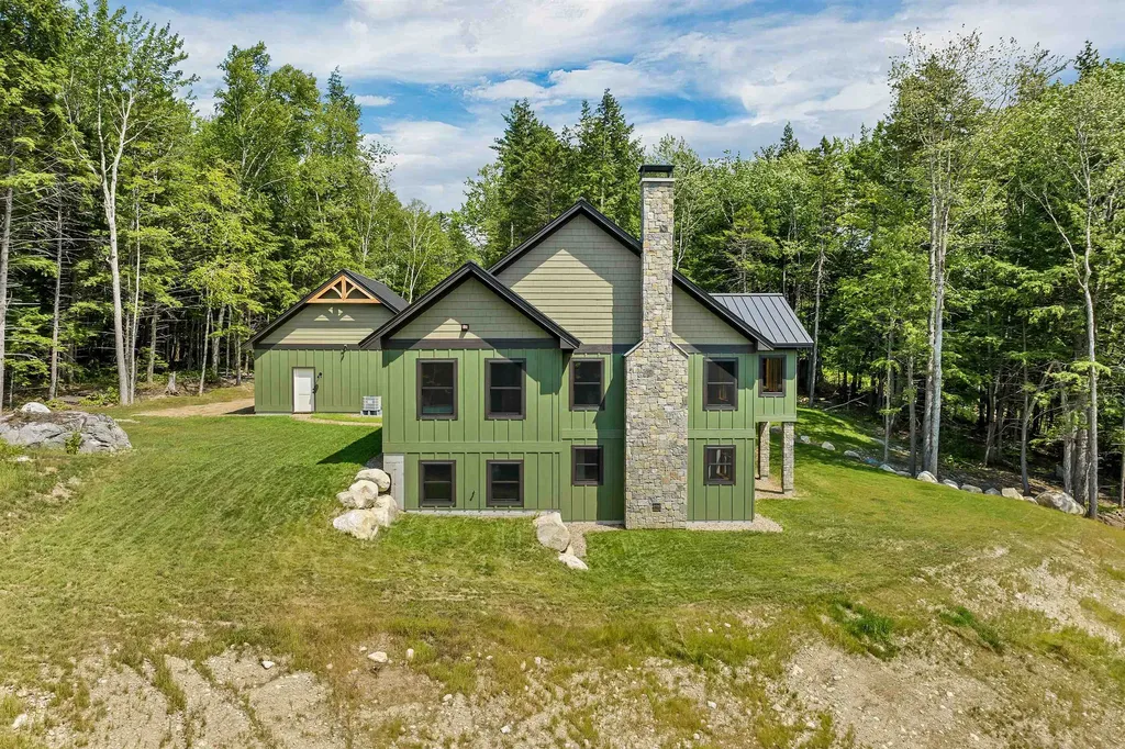 31 Cave Mountain Road Bartlett NH 03812