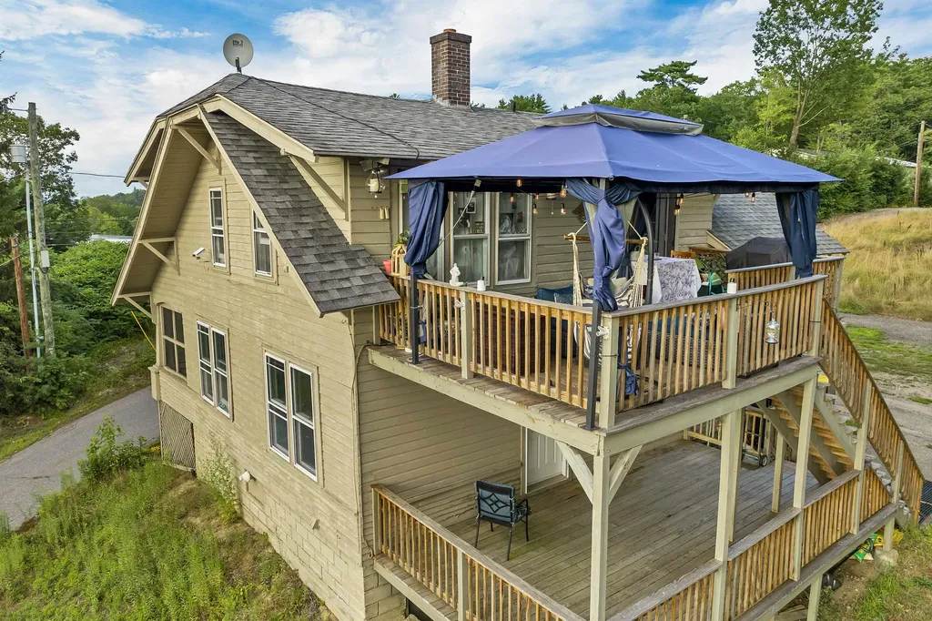 17 Van Dyke Drive Laconia NH 03246