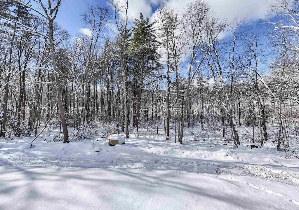 103 Rockingham Road Londonderry NH 03053