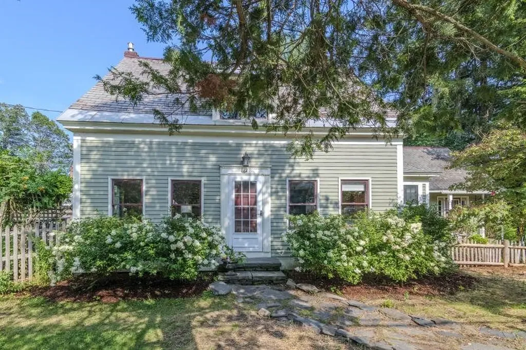 64 Main Street Putney VT 05346