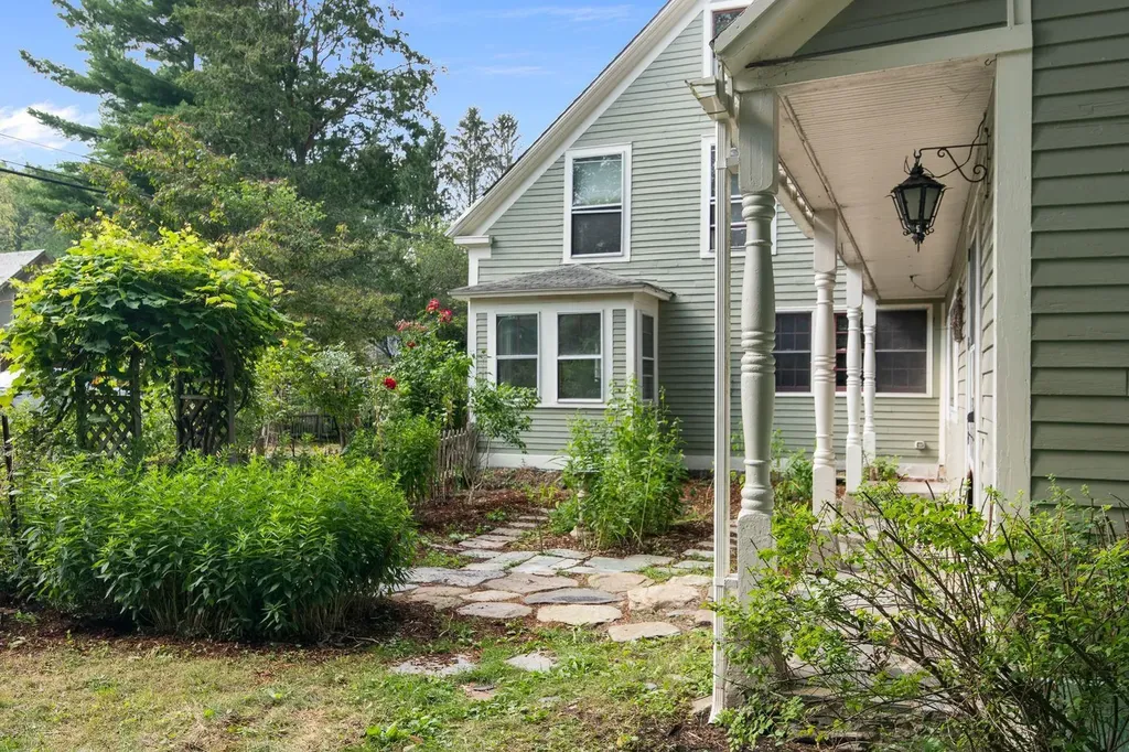 64 Main Street Putney VT 05346