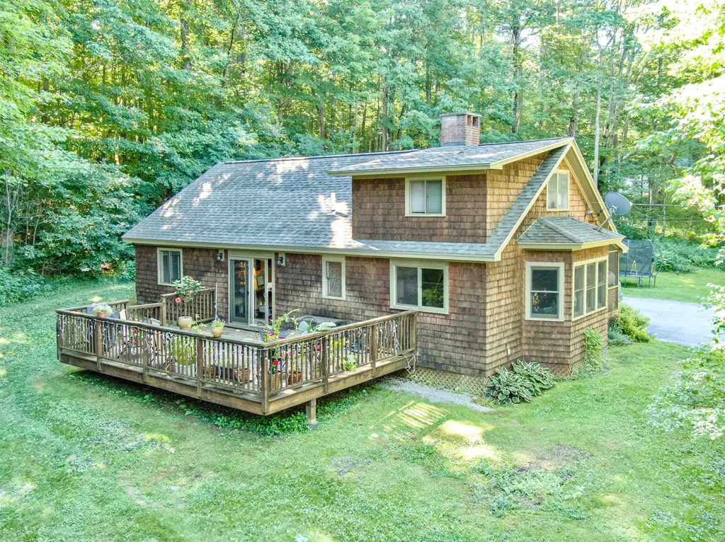 56 Bushnell Road Waitsfield VT 05673