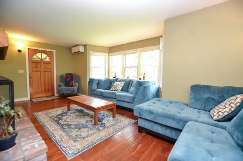 56 Bushnell Road Waitsfield VT 05673