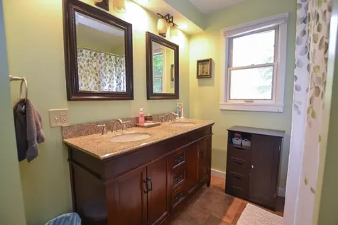56 Bushnell Road Waitsfield VT 05673