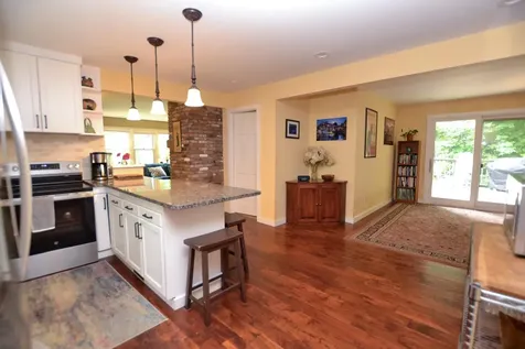 56 Bushnell Road Waitsfield VT 05673