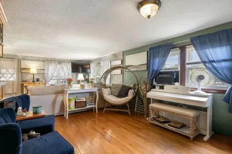 8 Chesley Avenue Somersworth NH 03878