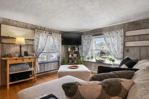 8 Chesley Avenue Somersworth NH 03878