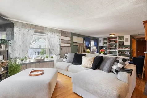 8 Chesley Avenue Somersworth NH 03878