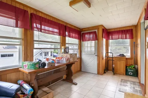 8 Chesley Avenue Somersworth NH 03878