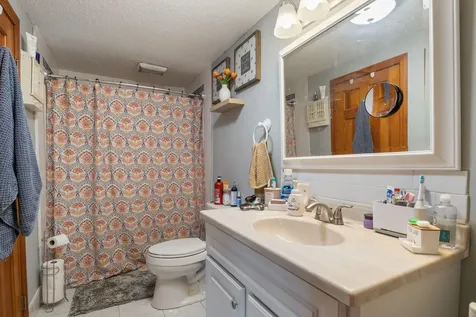 8 Chesley Avenue Somersworth NH 03878