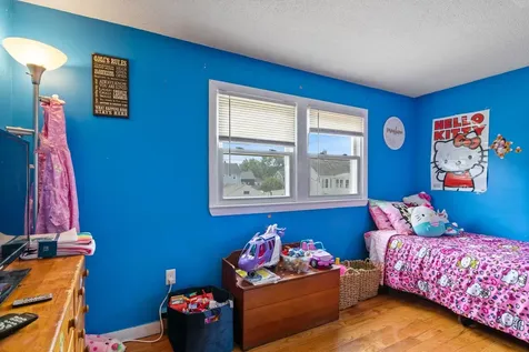 8 Chesley Avenue Somersworth NH 03878