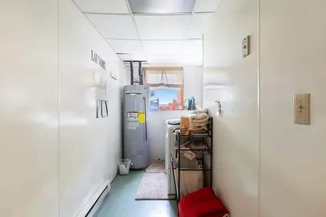 8 Chesley Avenue Somersworth NH 03878