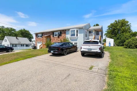 8 Chesley Avenue Somersworth NH 03878