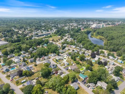 8 Chesley Avenue Somersworth NH 03878