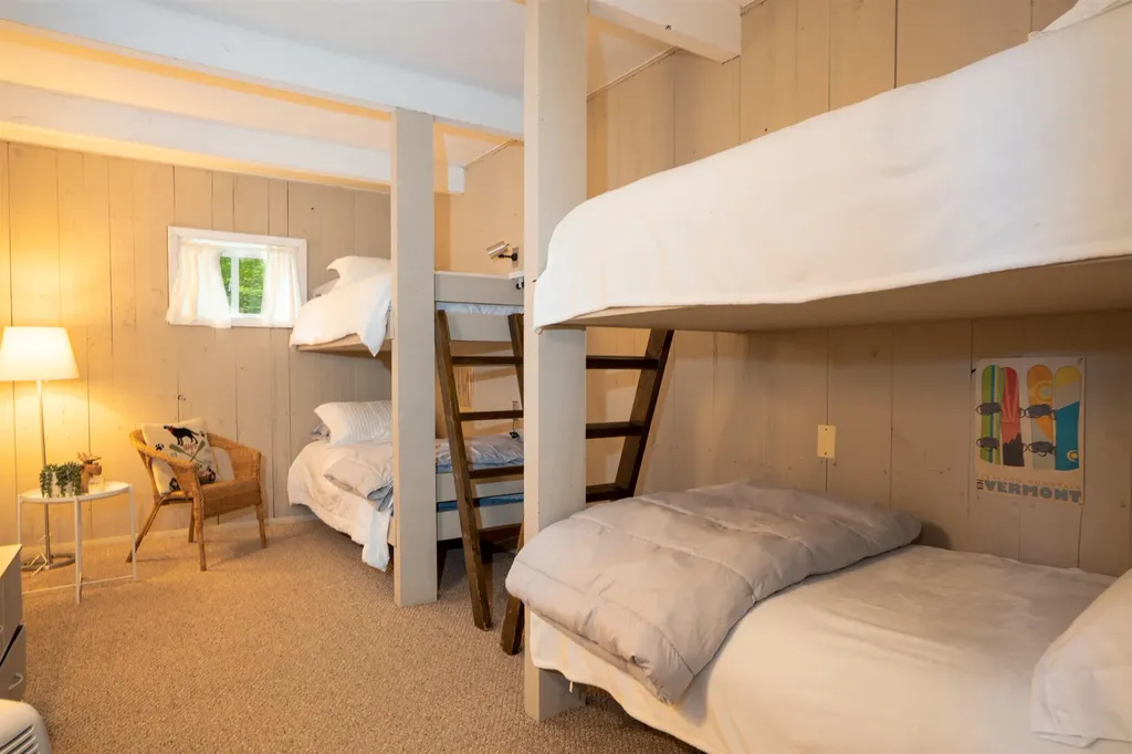 35 Glendon Hill Road Winhall VT 05340