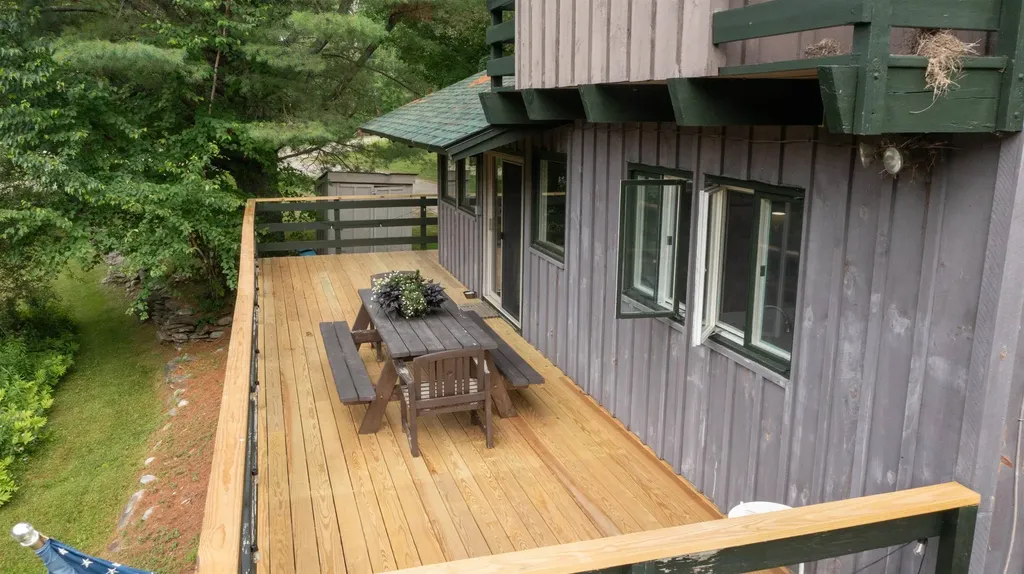 35 Glendon Hill Road Winhall VT 05340