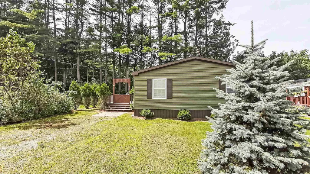 9 Stryhas Trailer Court Ludlow VT 05149