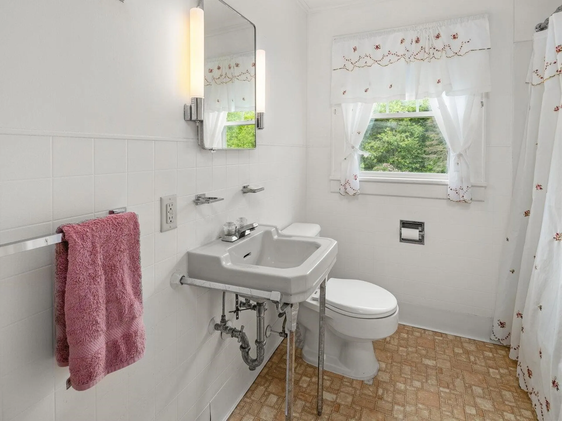 60 Bilodeau Court Burlington VT 05401