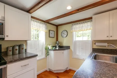 99 Reed Road Alton NH 03810