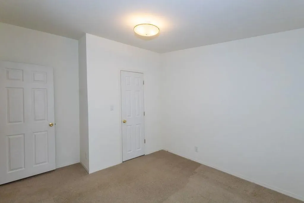 51 Constitution Way Dover NH 03820