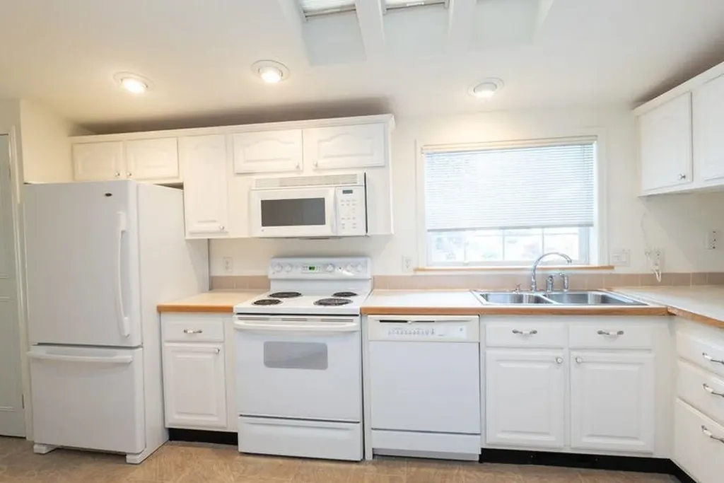 51 Constitution Way Dover NH 03820