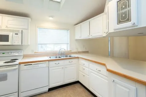 51 Constitution Way Dover NH 03820