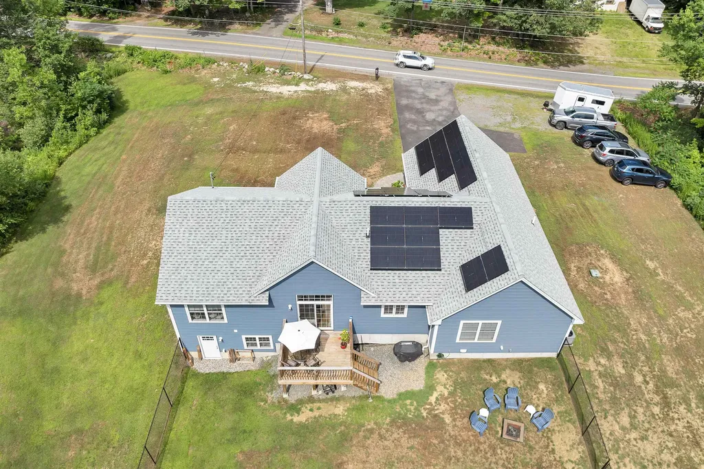 432 Main Street Danville NH 03819