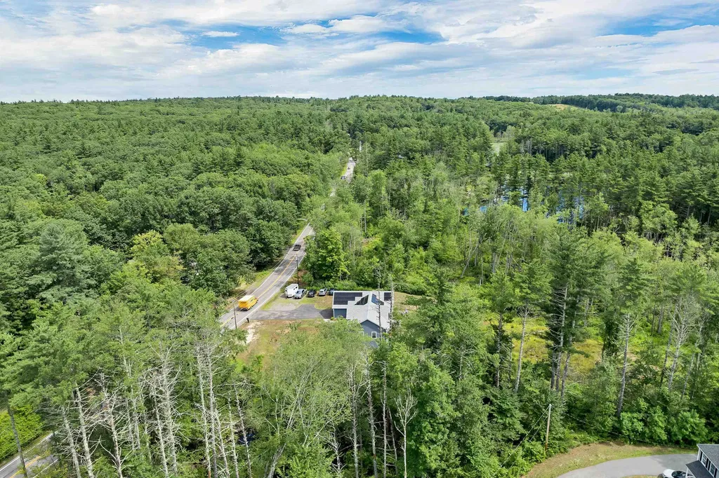 432 Main Street Danville NH 03819