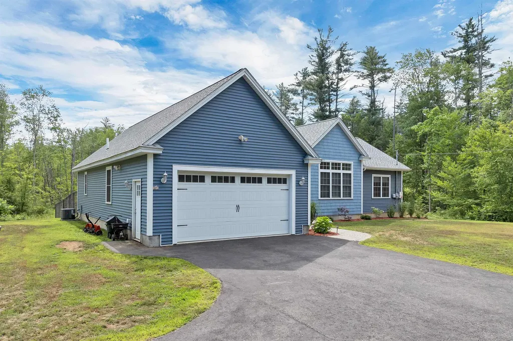 432 Main Street Danville NH 03819