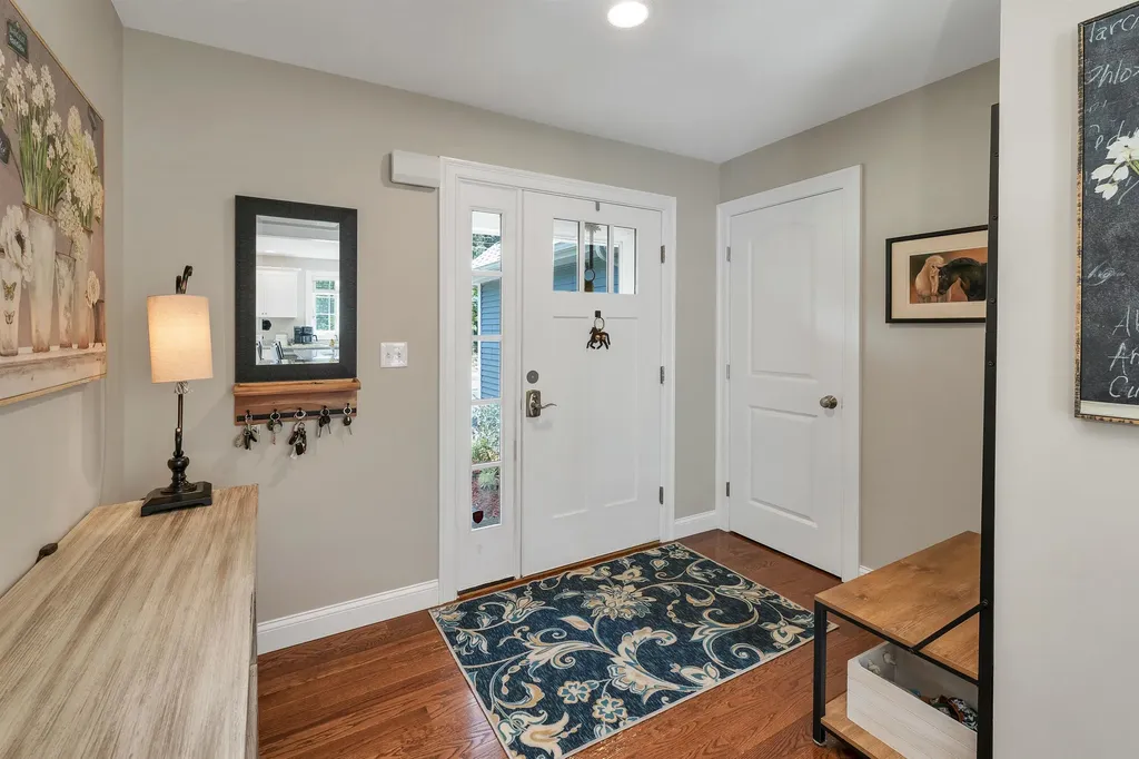 432 Main Street Danville NH 03819