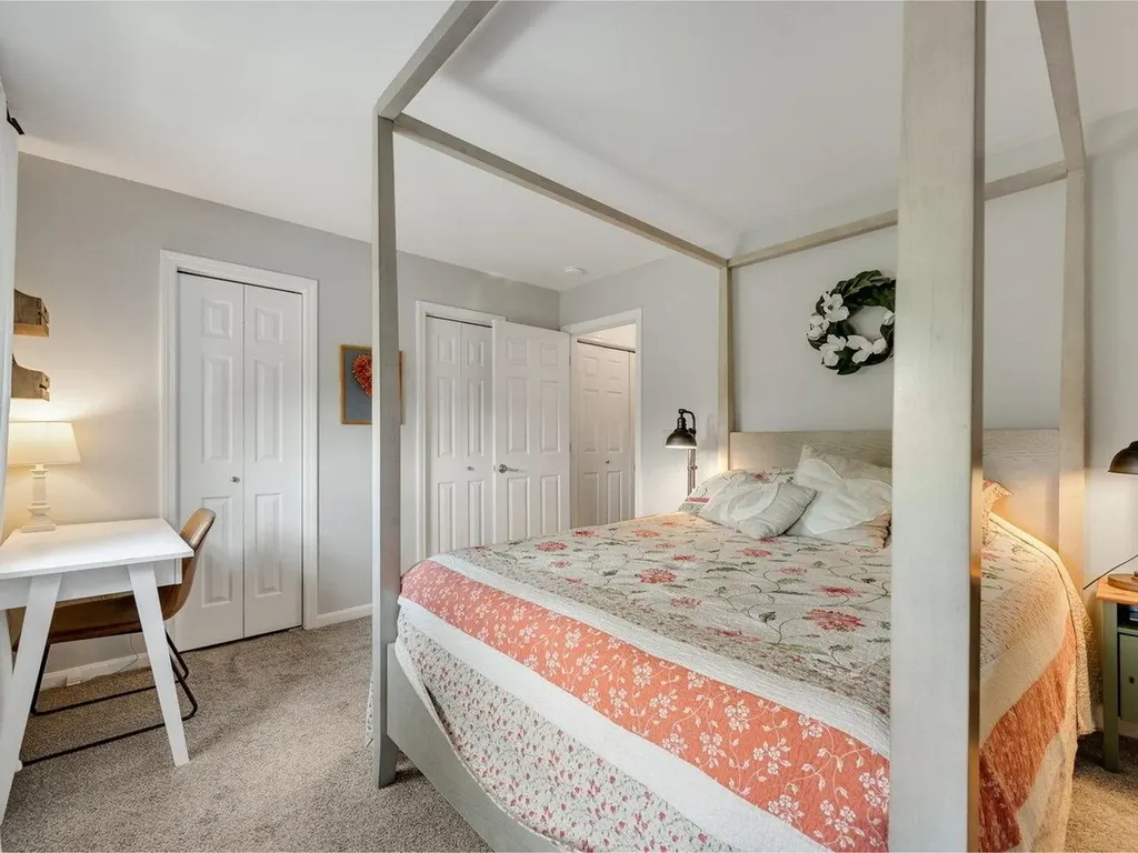 101 Lyman Meadows Hinesburg VT 05461