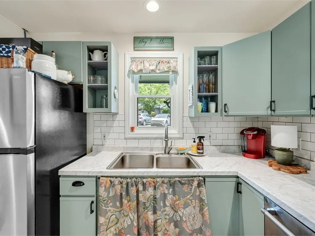 101 Lyman Meadows Hinesburg VT 05461