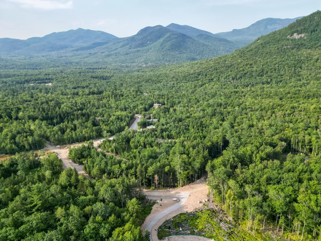 F4 Cave Mountain Drive Bartlett NH 03812