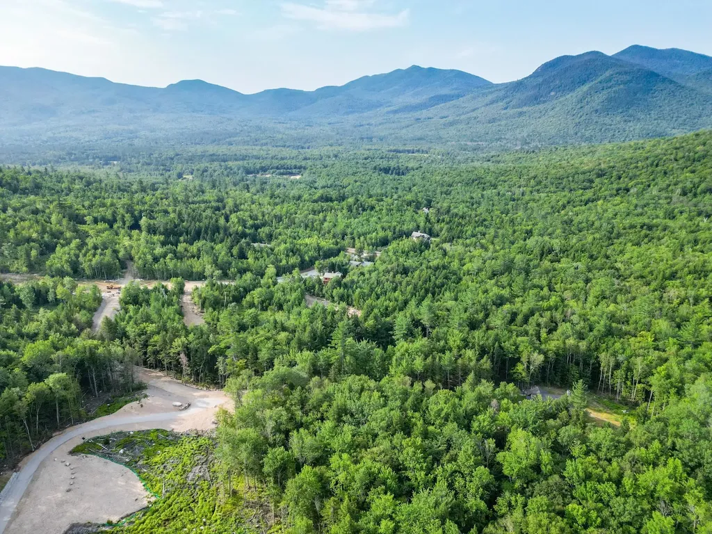 F4 Cave Mountain Drive Bartlett NH 03812