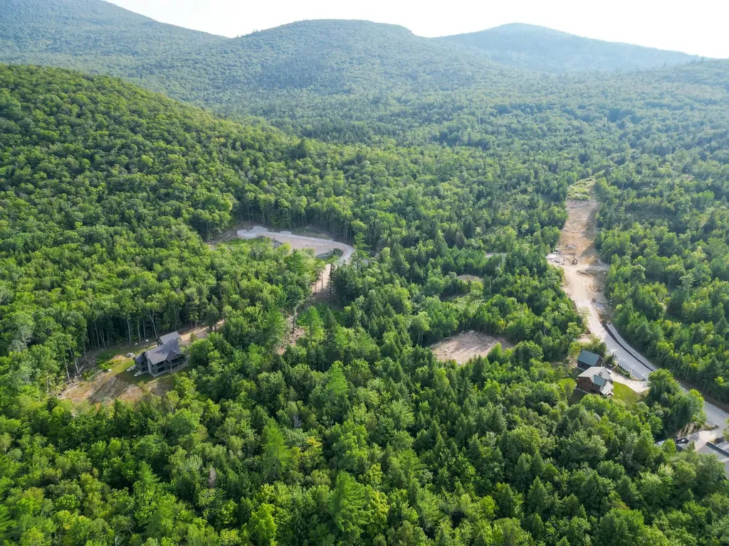 F4 Cave Mountain Drive Bartlett NH 03812
