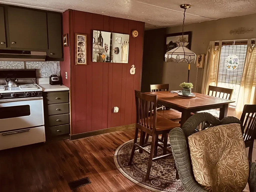 6 Milwaukee Court Fitzwilliam NH 03447