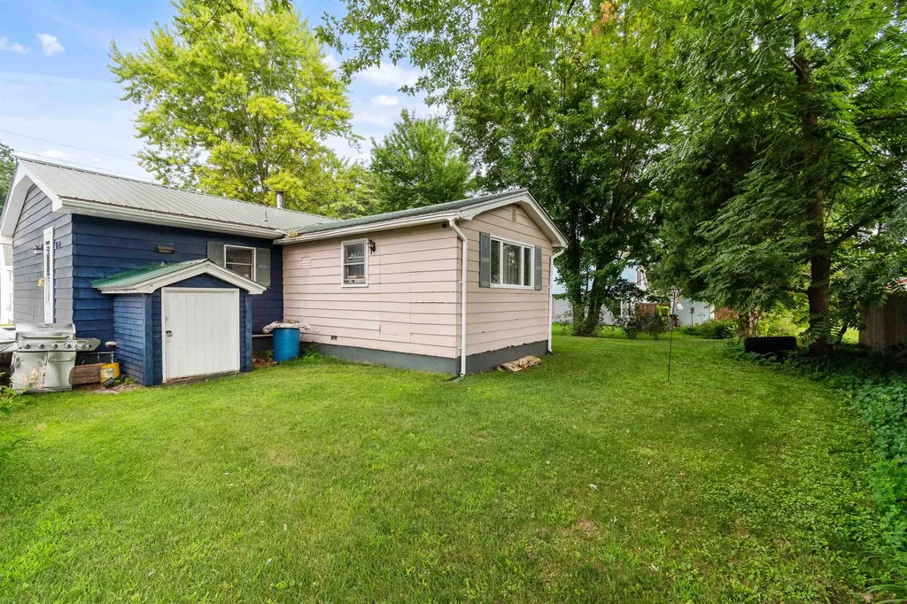 66 Spring Street Swanton VT 05488