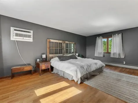 8074 Spear Street Shelburne VT 05482