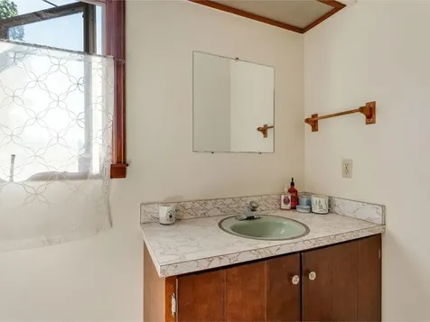 8074 Spear Street Shelburne VT 05482