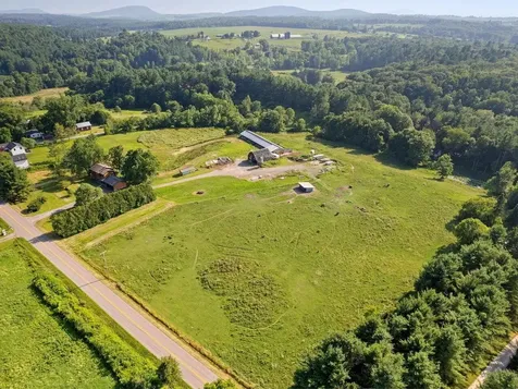 8074 Spear Street Shelburne VT 05482