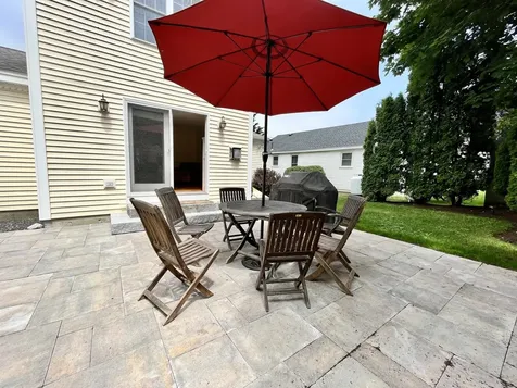 18 Brown Court Rye NH 03870