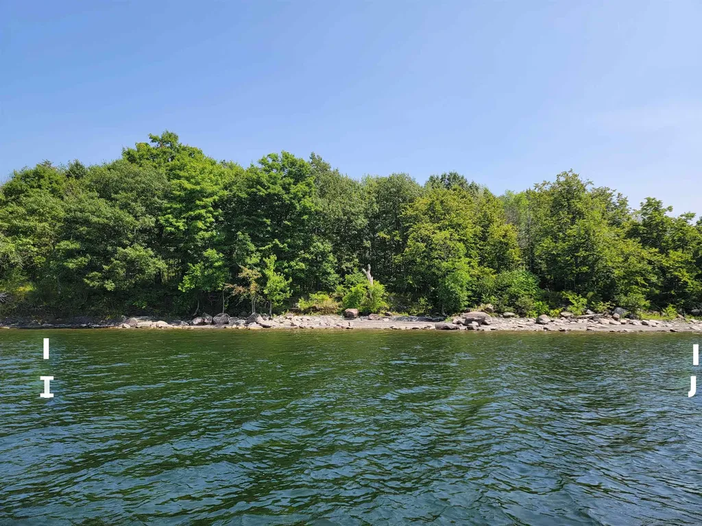 4300 Butler Island West North Hero VT 05474