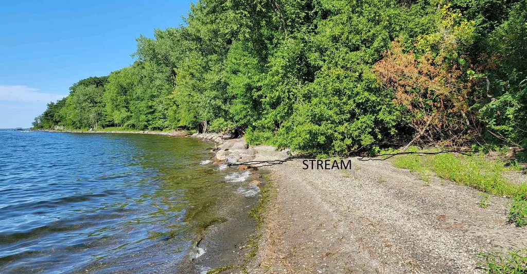 4300 Butler Island West North Hero VT 05474