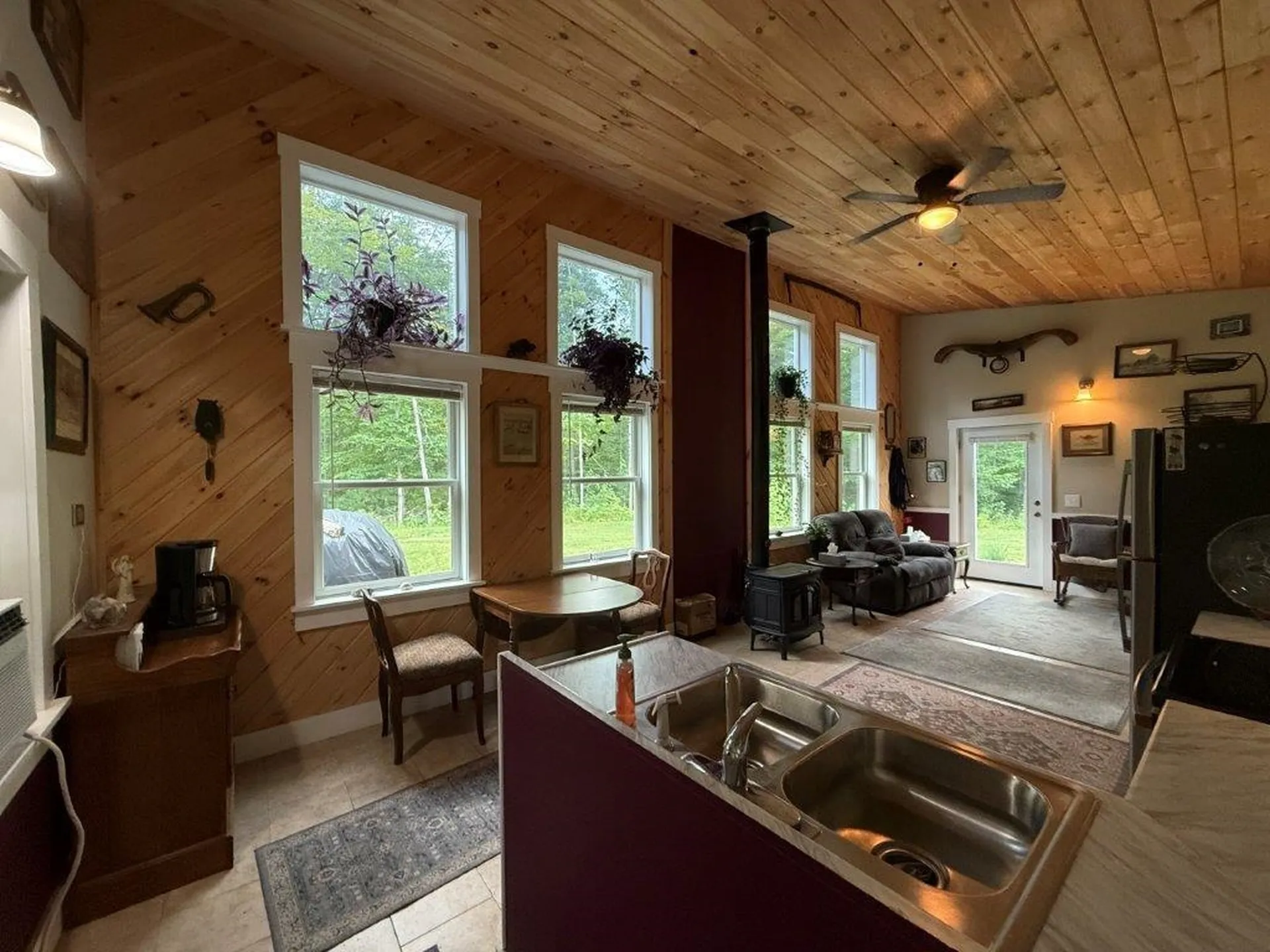 28 Upper Stonehouse Mountain Road Orford NH 03777