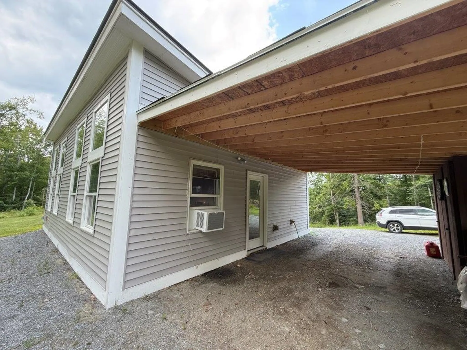 28 Upper Stonehouse Mountain Road Orford NH 03777