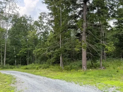 28 Upper Stonehouse Mountain Road Orford NH 03777