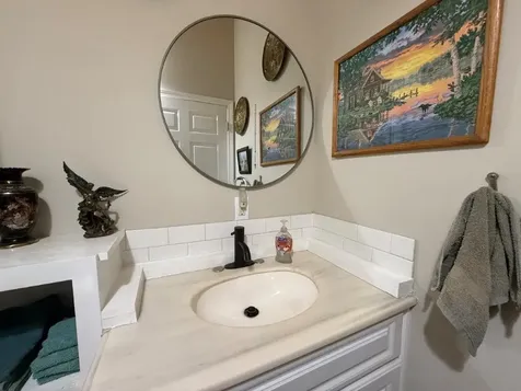 28 Upper Stonehouse Mountain Road Orford NH 03777