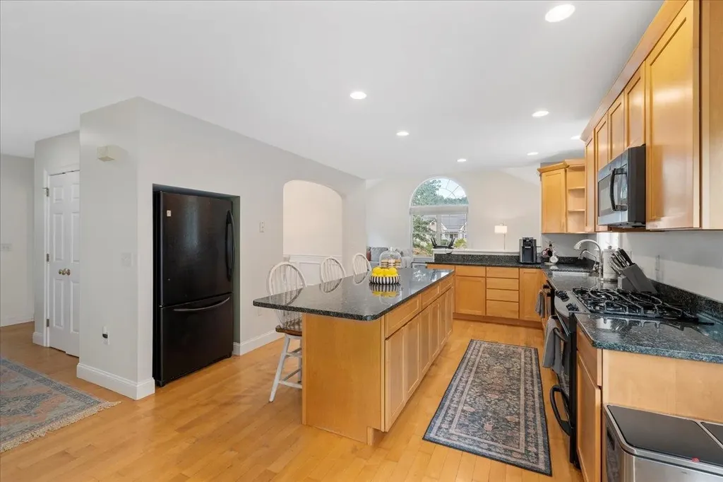 27 Brushwood Drive Concord NH 03301