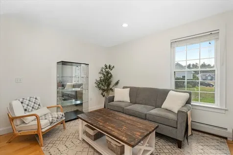 27 Brushwood Drive Concord NH 03301